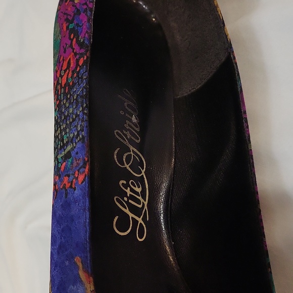 Life Stride Retro Satin Covered Pumps Splatter Shimmery Multicolor Size 11 AA - Picture 10 of 11